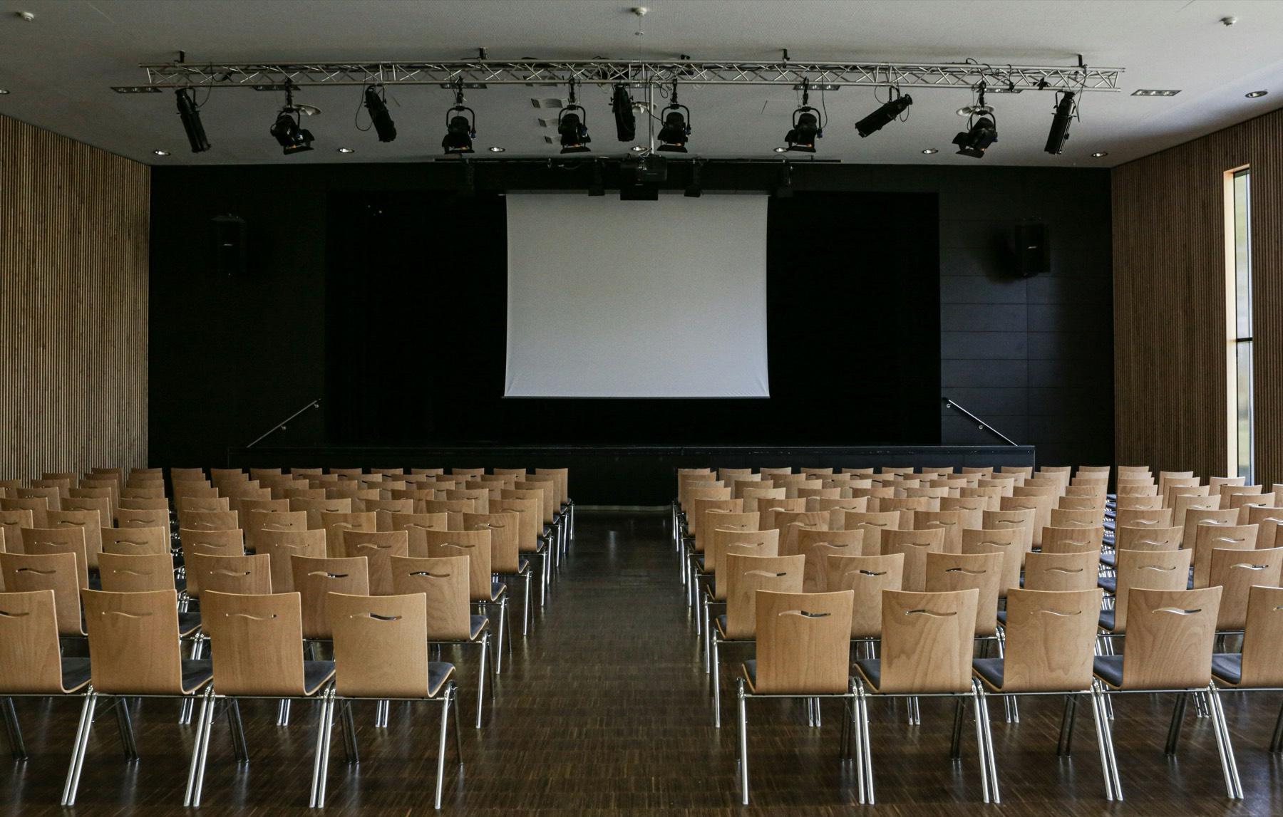 Installation av ljud- och ljussystem